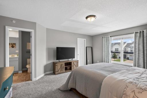 1852 Tyrone Drive, Shakopee, MN 55379