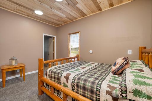 541 5th Street SE, Deer River, MN 56636