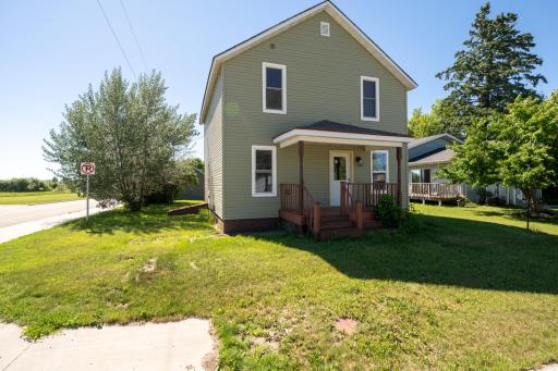 541 5th Street SE, Deer River, MN 56636
