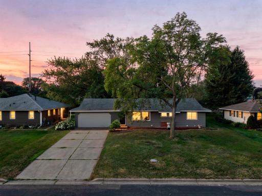 340 109th Lane NW, Coon Rapids, MN 55448