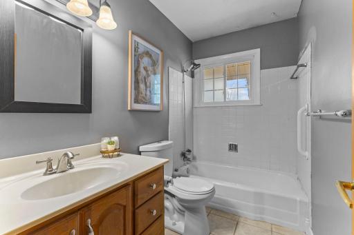 340 109th Lane NW, Coon Rapids, MN 55448
