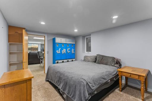 340 109th Lane NW, Coon Rapids, MN 55448