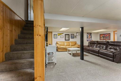 340 109th Lane NW, Coon Rapids, MN 55448