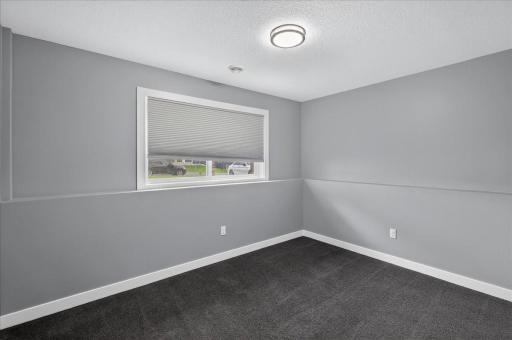 1885 Lusitano Street, Shakopee, MN 55379