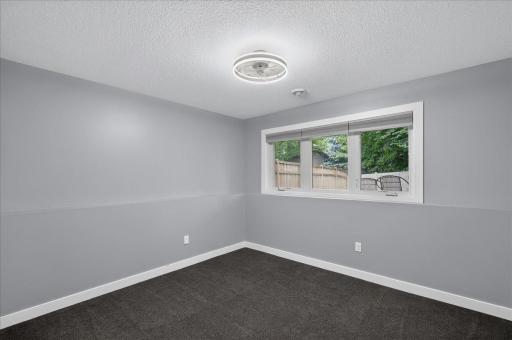 1885 Lusitano Street, Shakopee, MN 55379