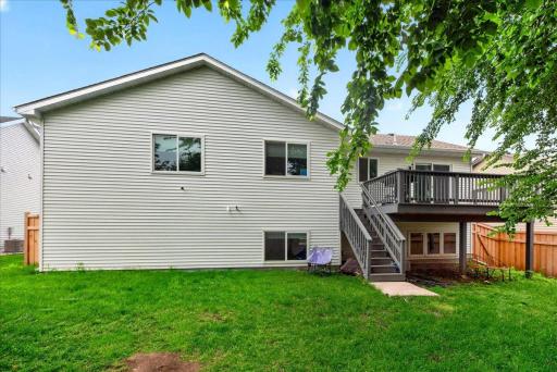 1885 Lusitano Street, Shakopee, MN 55379