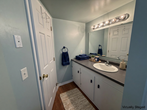 19815 Envoy Drive, Park Rapids, MN 56470