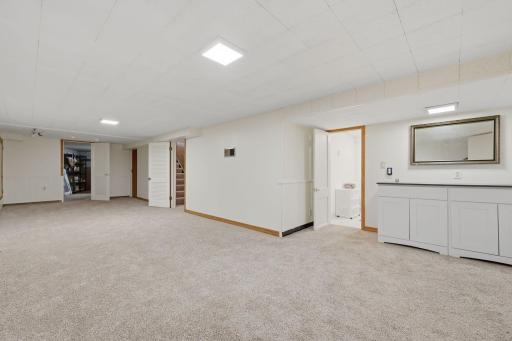 2889 Simpson Street, Saint Paul, MN 55113