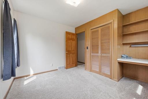 2889 Simpson Street, Saint Paul, MN 55113