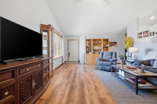 14706 Fairway Drive, Baxter, MN 56425