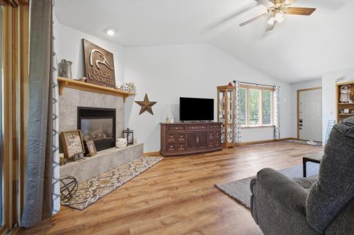 14706 Fairway Drive, Baxter, MN 56425