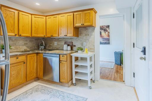 918 Goodrich Avenue, C, Saint Paul, MN 55105