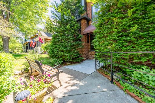 918 Goodrich Avenue, C, Saint Paul, MN 55105