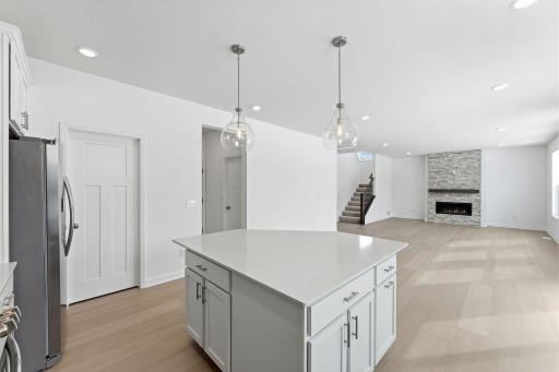 7520 Upper 42nd Street N, Oakdale, MN 55128