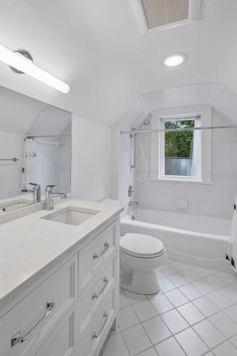 Full bathroom on the upper level