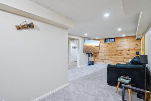 2704 Alabama Avenue S, Minneapolis, MN 55416