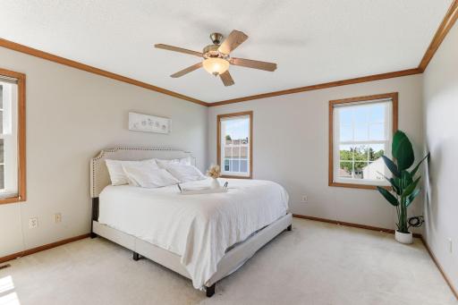 455 High Point Curve S, Maplewood, MN 55119