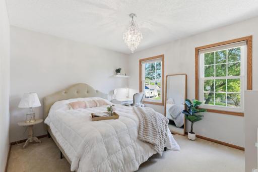 455 High Point Curve S, Maplewood, MN 55119