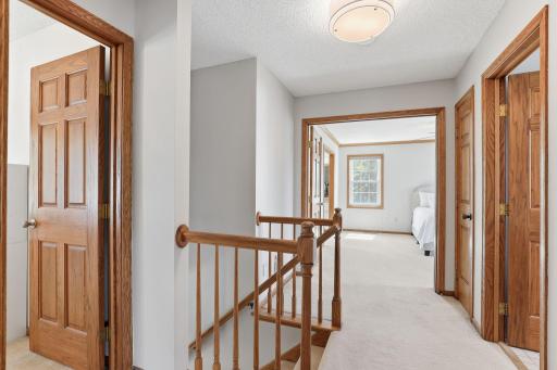 455 High Point Curve S, Maplewood, MN 55119