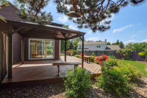 455 High Point Curve S, Maplewood, MN 55119