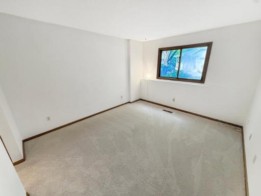 Enormous primary suite with plenty of room to unwind.