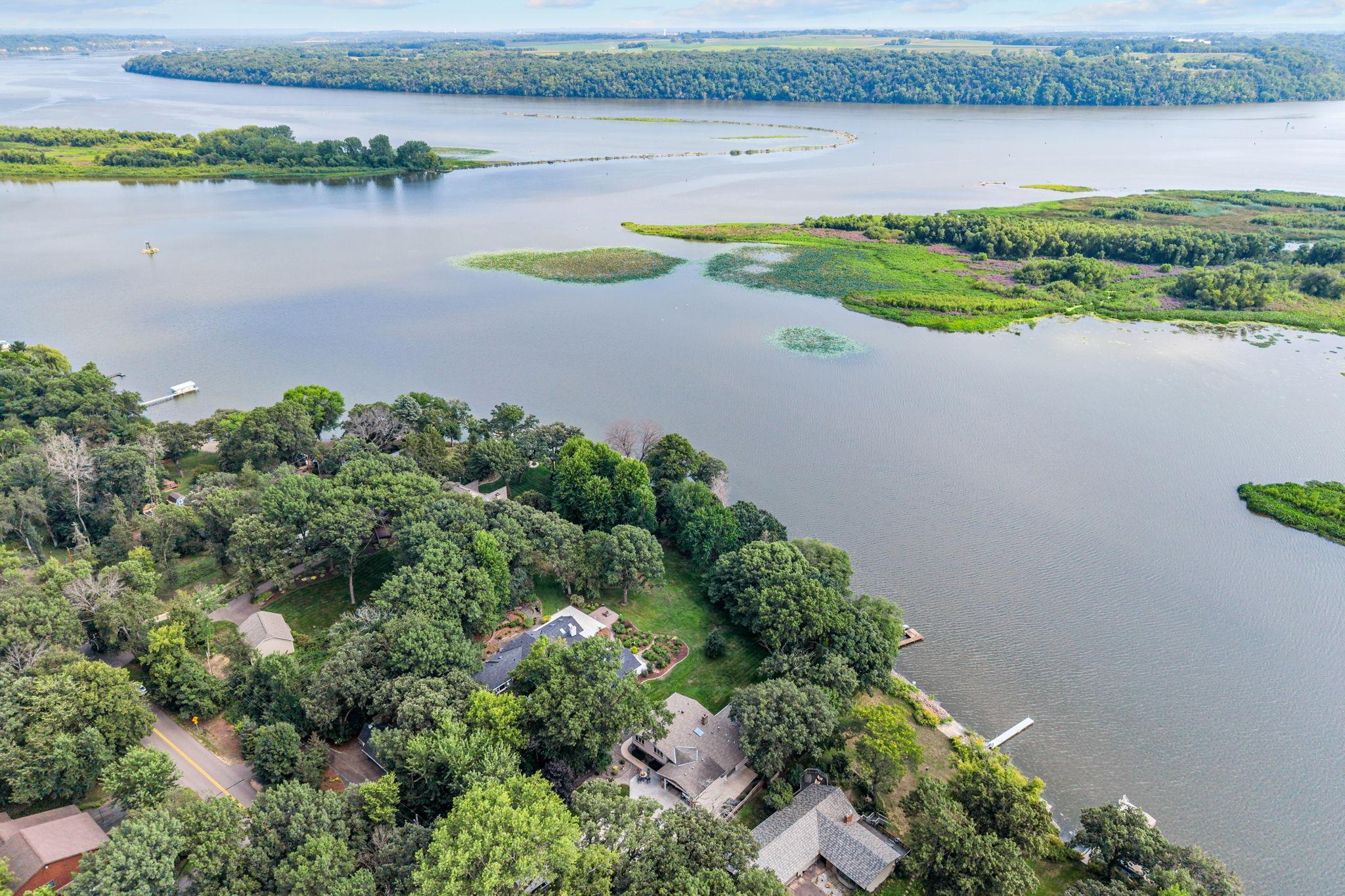 Deep water access from the hom