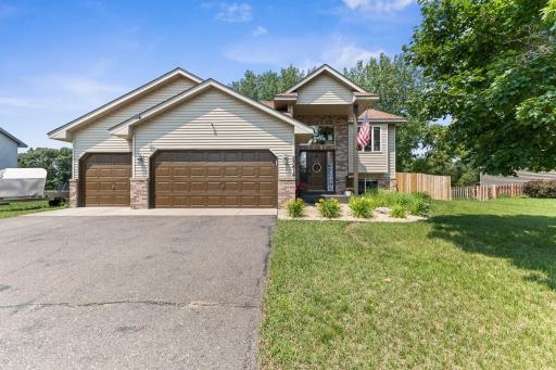 23414 Arrowhead Street NW, Saint Francis, MN 55070