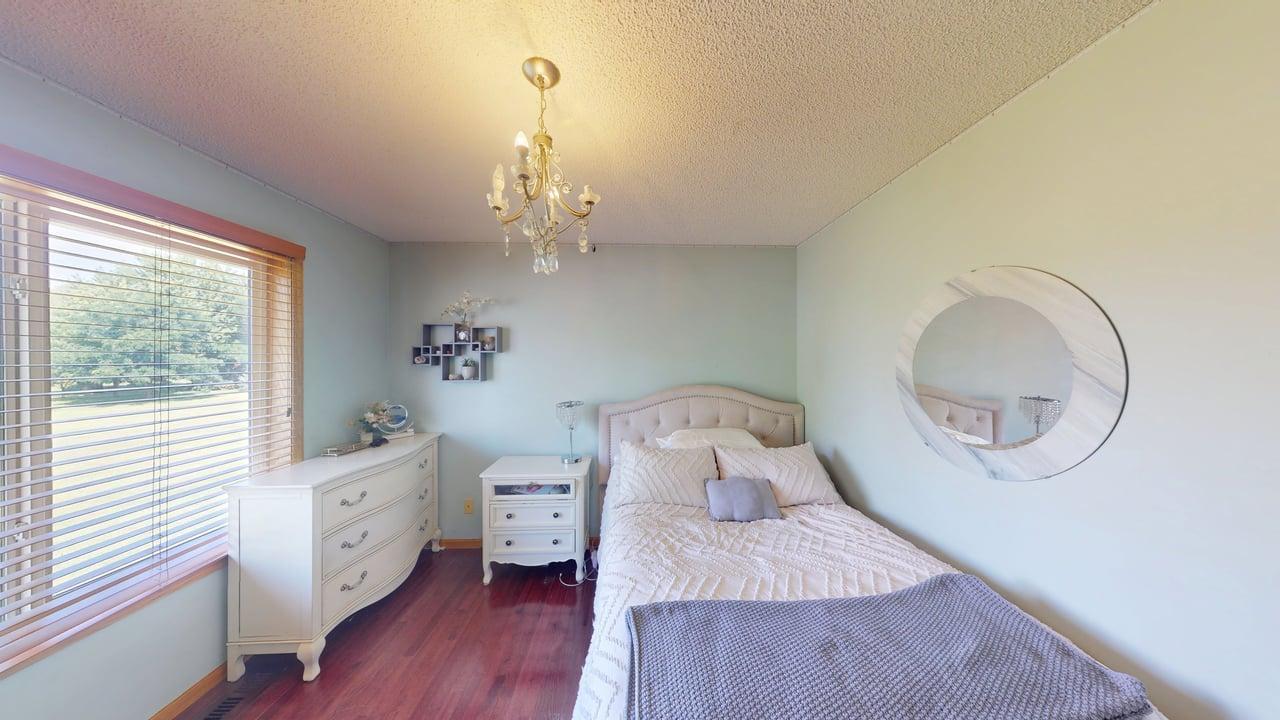 Bedroom 2 - upper level