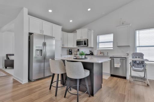 10813 Hinton Avenue S, Cottage Grove, MN 55016