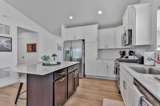 10813 Hinton Avenue S, Cottage Grove, MN 55016