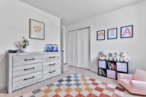 10813 Hinton Avenue S, Cottage Grove, MN 55016