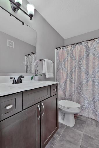 Upper level full bath