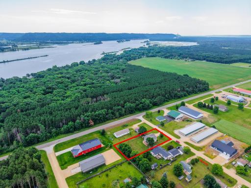15078 669th St, Wabasha, MN 55981