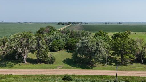 34038 190th Street, Worthington, MN 56187