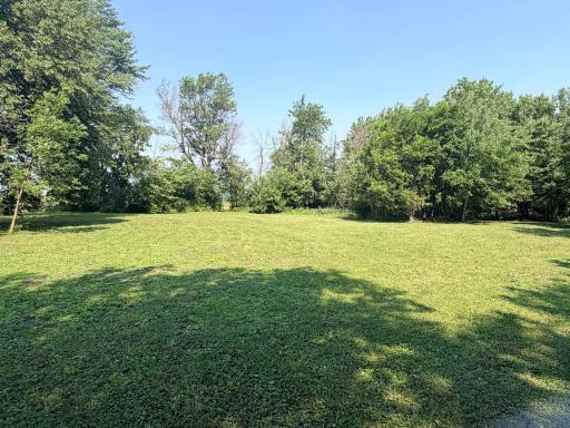 34038 190th Street, Worthington, MN 56187