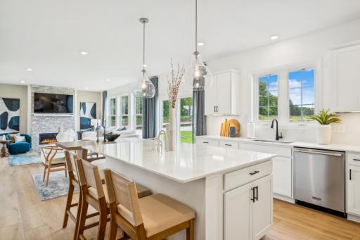 2529 Rock Elm Road, Shakopee, MN 55379
