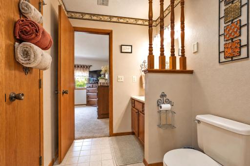 826 4th Avenue NE, Waseca, MN 56093
