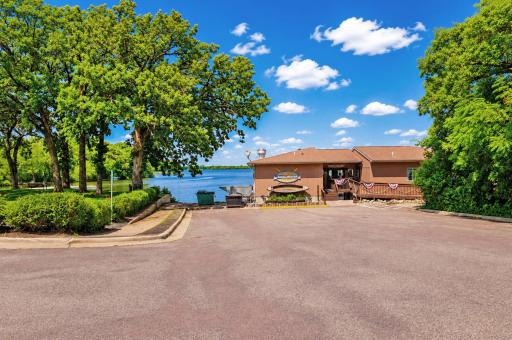826 4th Avenue NE, Waseca, MN 56093