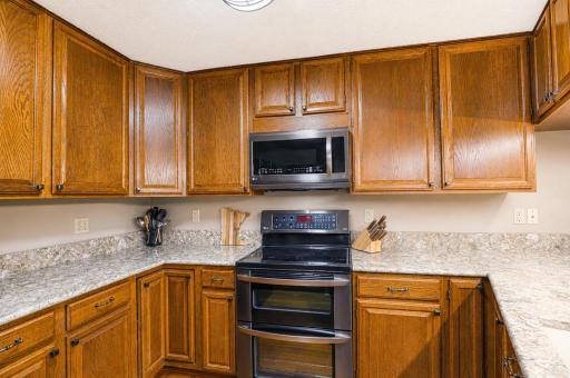 826 4th Avenue NE, Waseca, MN 56093