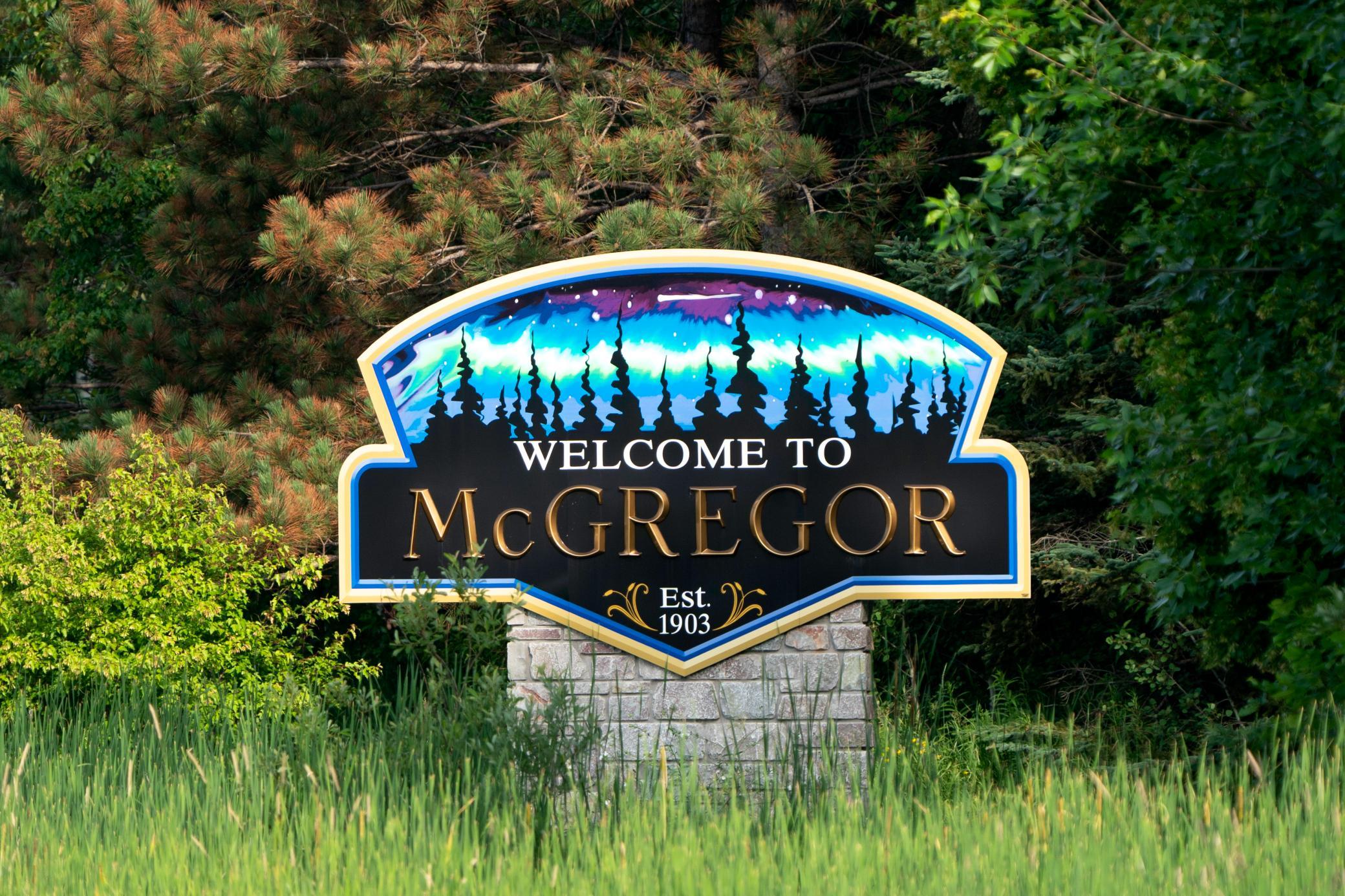 mcgregor sign.jpg