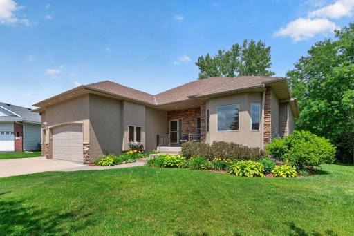 607 100th Court NE, Blaine, MN 55434