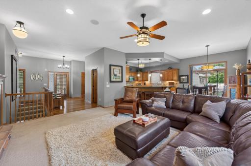 607 100th Court NE, Blaine, MN 55434