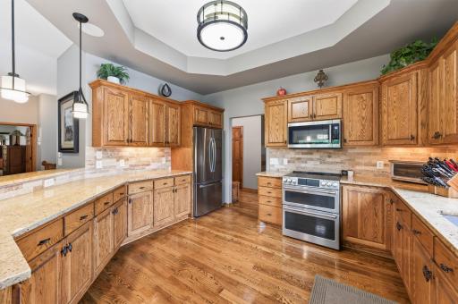 607 100th Court NE, Blaine, MN 55434