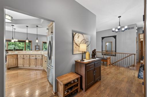 607 100th Court NE, Blaine, MN 55434