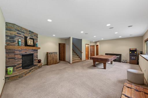 607 100th Court NE, Blaine, MN 55434