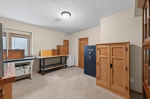 607 100th Court NE, Blaine, MN 55434