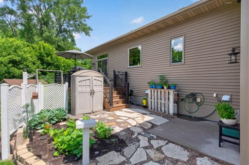 607 100th Court NE, Blaine, MN 55434
