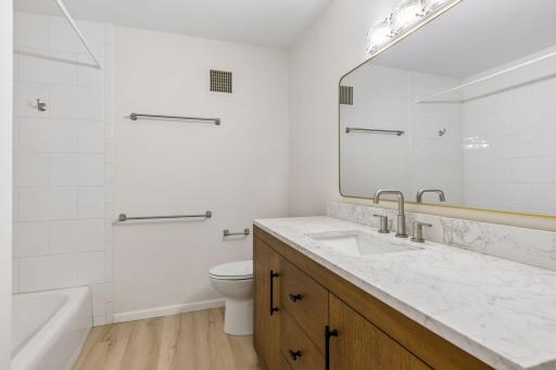 4400 Upton Avenue S, 201, Minneapolis, MN 55410