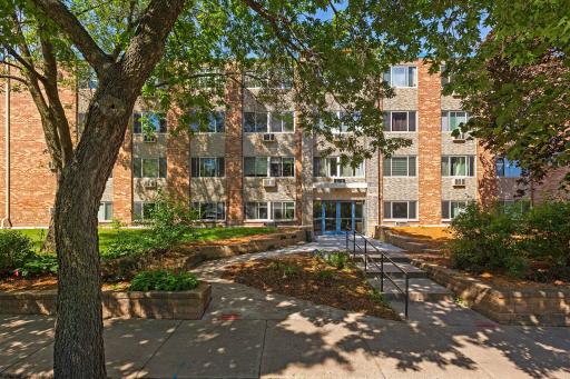 4400 Upton Avenue S, 201, Minneapolis, MN 55410