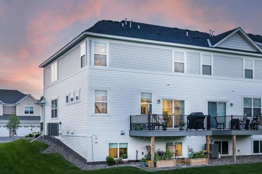 131 Huntington Drive, Waconia, MN 55387